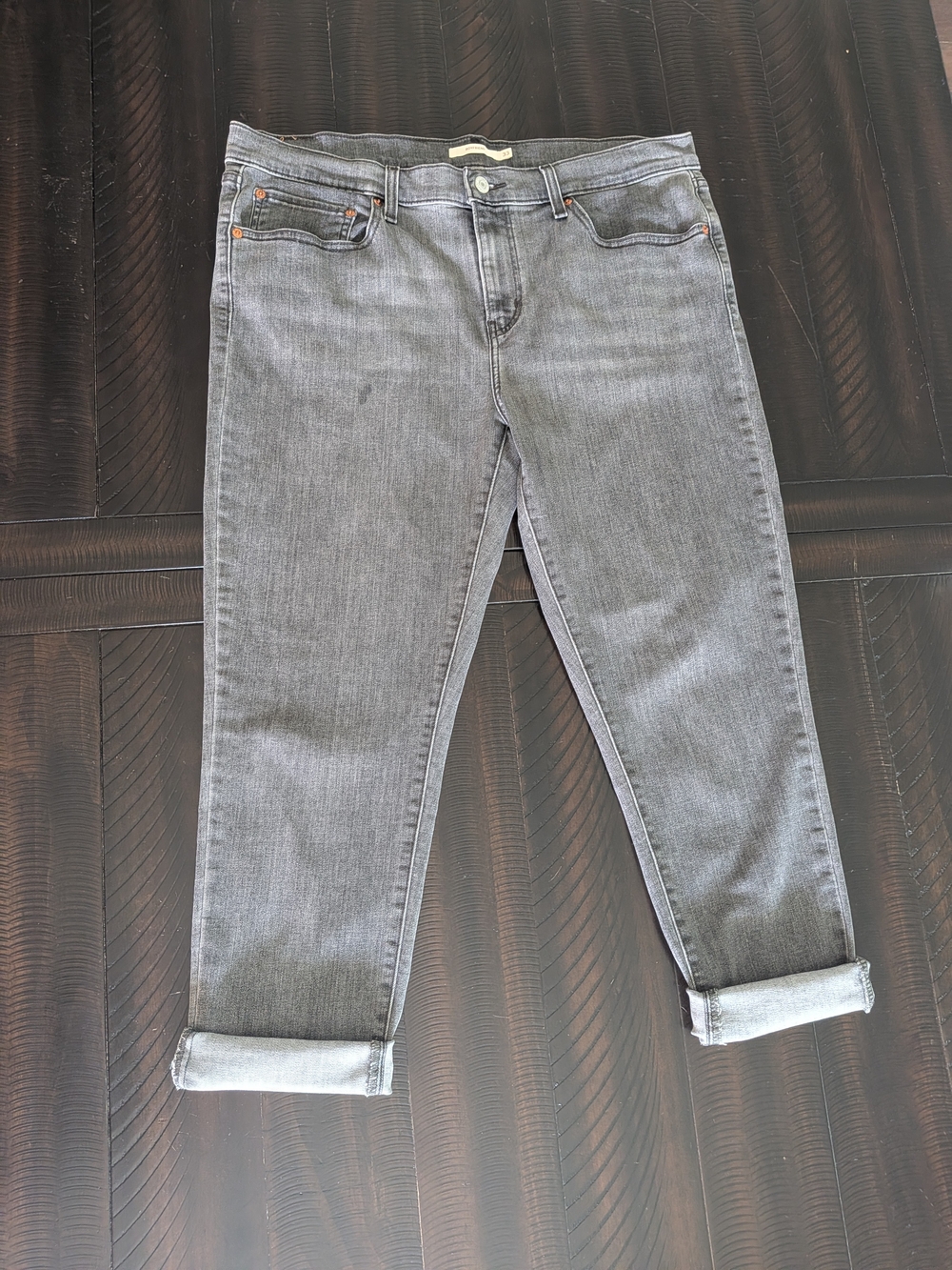 Women's Boyfriend Jeans in Light Gray